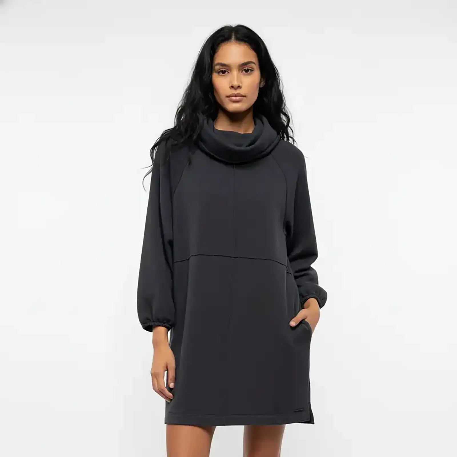 Vestido Curto Gola Alta - Grafite